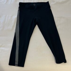 Champion DuoDry+ Women's Capri Leggings